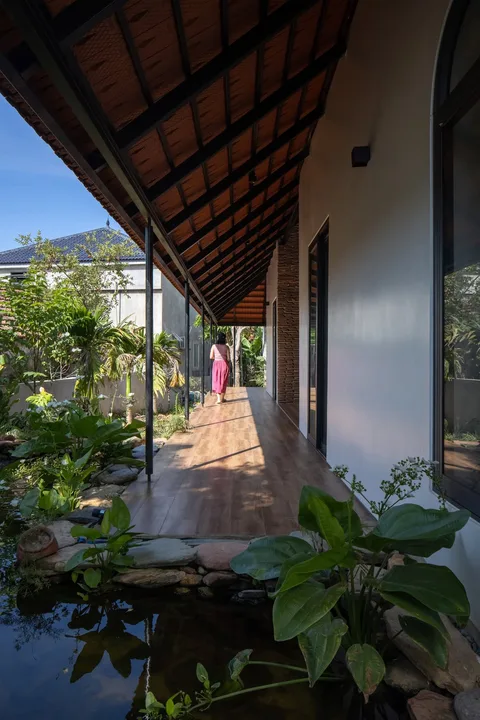 Roof, veranda and garden — Nic_House