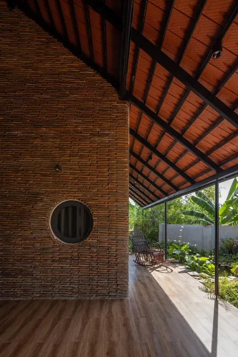 Roof, veranda and garden — Nic_House