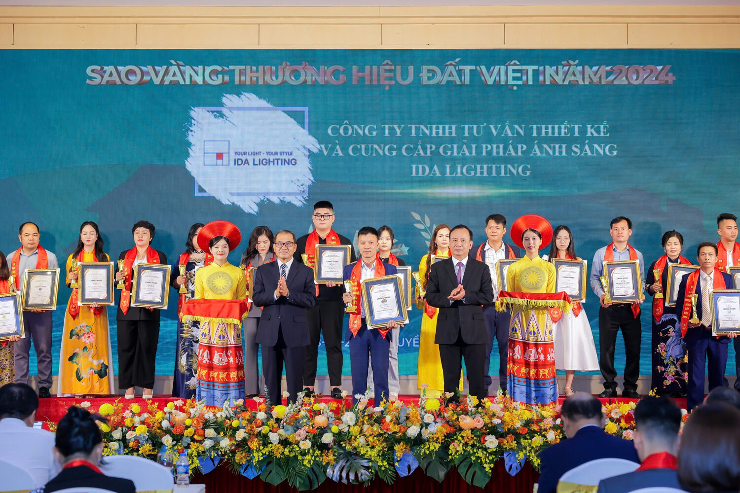IDA Lighting nhận Sao Vàng Thương Hiệu Đất Việt 2024