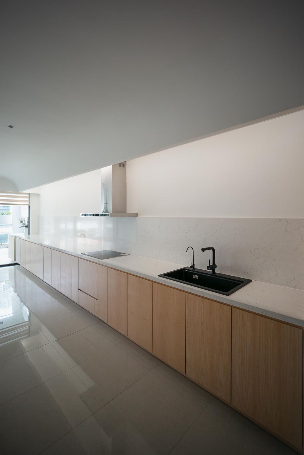 Bếp gỗ và đá, tinh giản